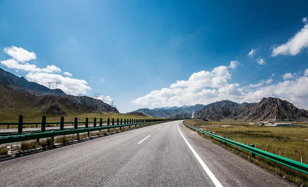 農(nóng)村公路新規(guī)落地，沒(méi)養(yǎng)護(hù)資質(zhì)連農(nóng)村公路項(xiàng)目的門(mén)檻都摸不著，萬(wàn)億市場(chǎng)沒(méi)戲！